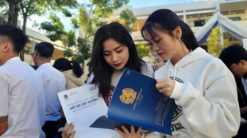 Những trường Đại học lớn xét tuyển bằng học bạ, có trường tuyển thẳng nếu lớp 12 học lực Giỏi