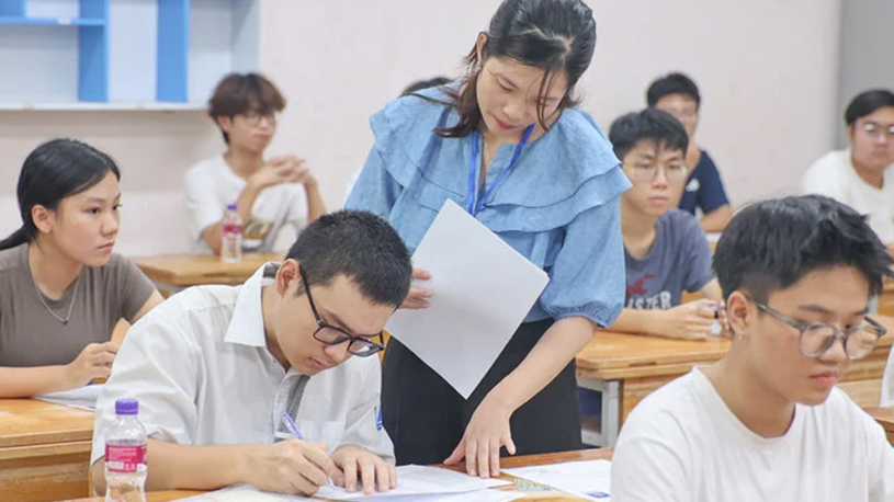 Đề thi Tốt nghiệp THPT 2024 môn Ngữ Văn: Tác phẩm 'Đất Nước' của Nguyễn Khoa Điềm
