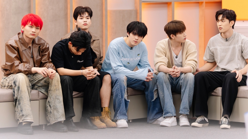 minhtin tiếc nuối dừng chân, các tân binh khóc nấc khi phải chia tay đồng đội