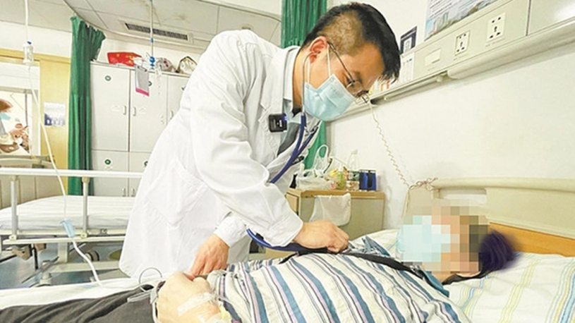 Chủ quan tưởng da khô bong tróc do thời tiết, người đàn ông gục ngã khi nhận tin ung thư ngay sát tết