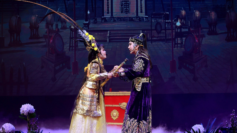 Vợ chồng NSƯT Kim Tử Long kết hợp hỗ trợ tài năng trẻ Ngọc Bảo Vy