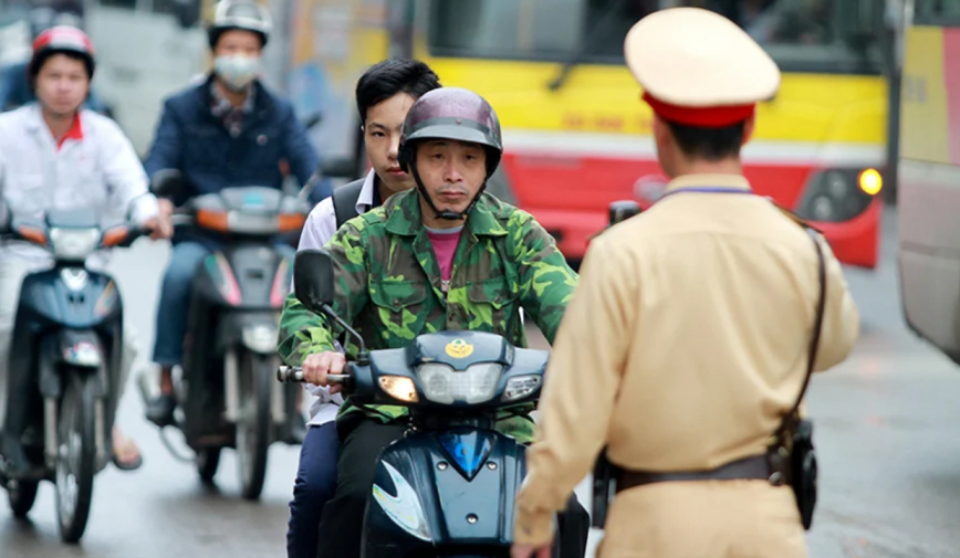 Duy nhất 3 trường hợp không đội mũ bảo hiểm chỉ bị nhắc nhở, không bị phạt: Người dân cần nắm rõ
