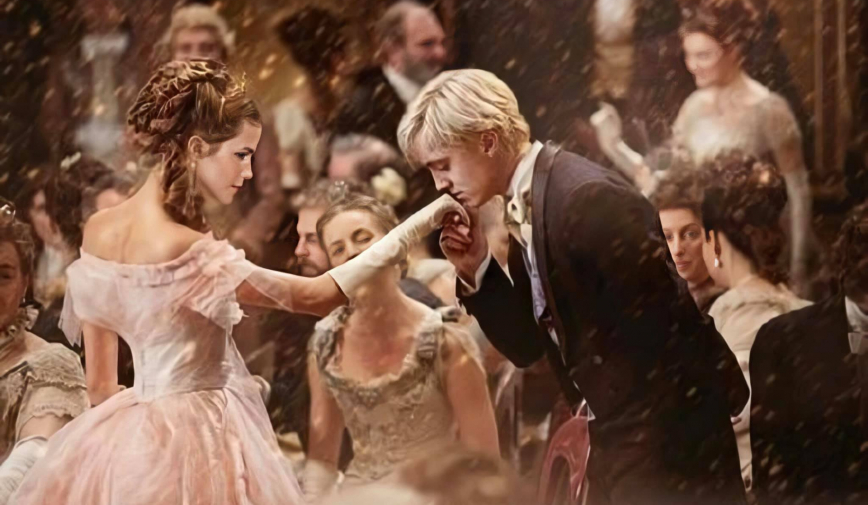 Tuyến tình cảm của cặp đôi Harry Potter Draco và Hermione được chuyển thể thành phim