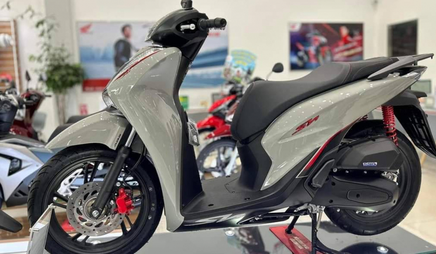 Honda SH giảm mạnh cuối tháng 6/2024: Rẻ chưa từng có, dân tình đổ xô đi mua