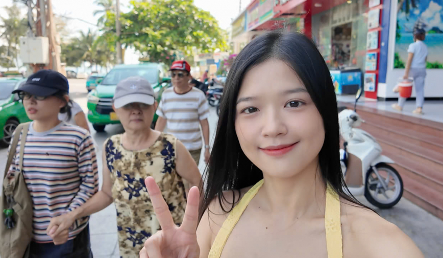 Suni Hạ Linh trở lại sau 1 thời gian im ắng với Vlog đầu tay cùng gia đình tại Nha Trang