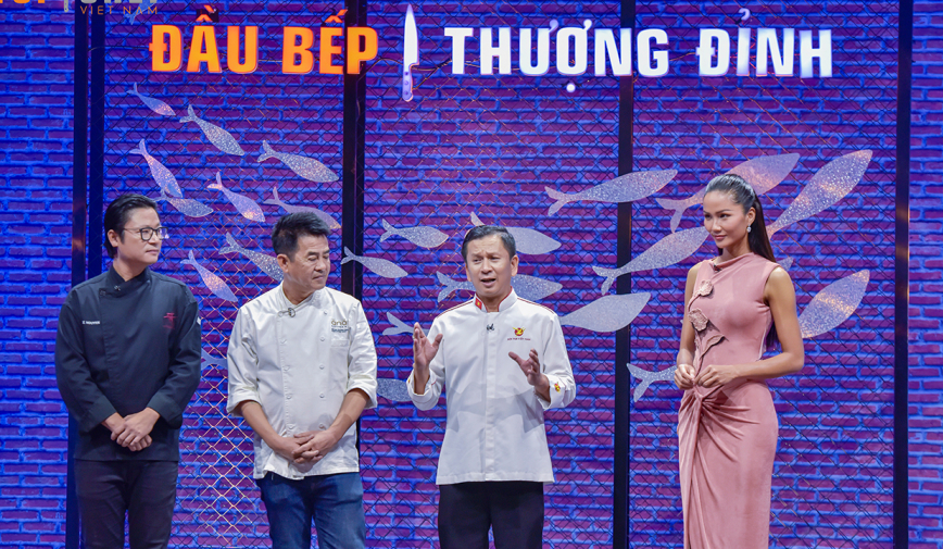 Top Chef Việt Nam 2023 tập 1: Thử thách nấu món $100, bất ngờ đã xảy ra với 3 món ăn đường phố