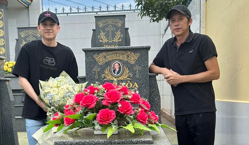 NSUT Hoài Linh hiếm hoi xuất hiện bên em trai ruột, cùng đi thăm mộ người thân, hình ảnh hiện tại ra sao?