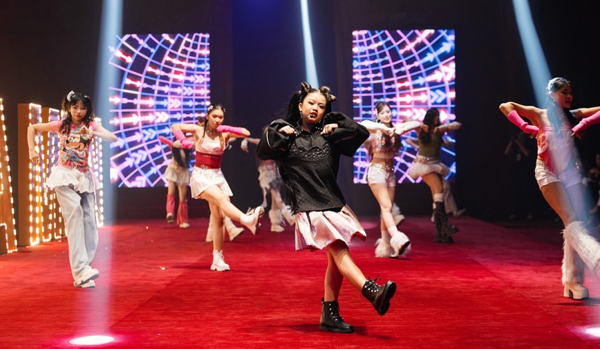 Mẫu nhí Minnie Cindy: 'Tài không đợi tuổi', gây bùng nổ tại Extra Men Show 4