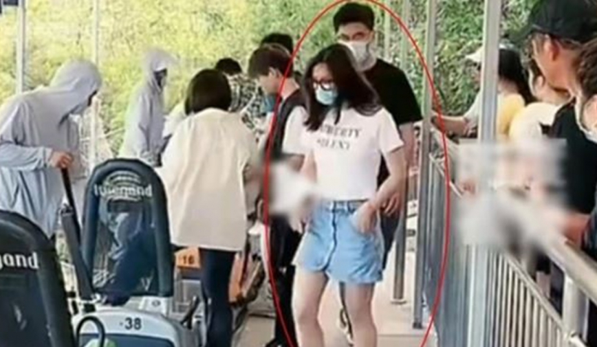 Nghỉ lễ vợ ở nhà lướt điện thoại xem livestream cảnh đẹp thì bắt gặp chồng đang đi du lịch với nhân tình