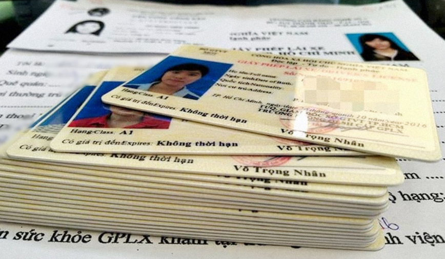 Mất bằng lái xe mất cả hồ sơ gốc thì có xin cấp lại bằng lái được không?