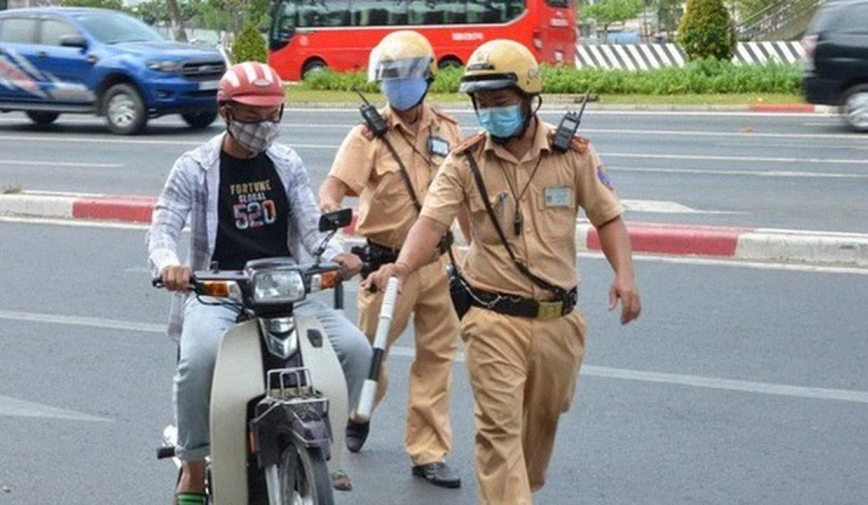 Từ tháng 2: Người chạy xe máy mắc 5 lỗi này chỉ bị nhắc nhở chứ không phạt, ai cũng nên biết tránh thiệt thòi
