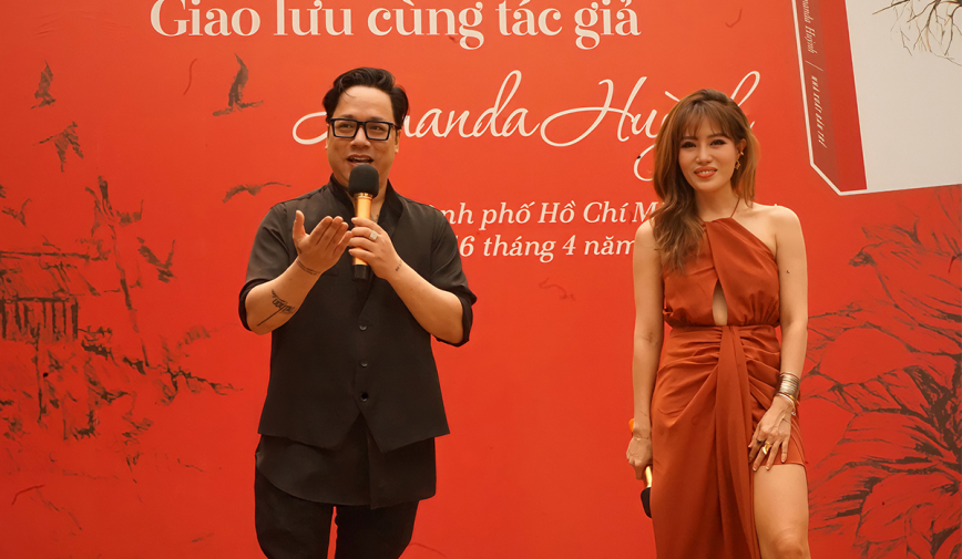 Nhà văn Amanda Huỳnh biến Đường sách TP.HCM thành Paris thu nhỏ tại Buổi ra mắt sách Nơi chúng ta thuộc về