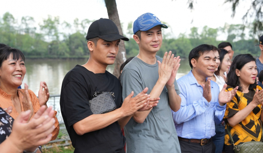 Huỳnh Phương kết hợp Mạc Văn Khoa trong dự án quy tụ dàn cast 100 tỷ