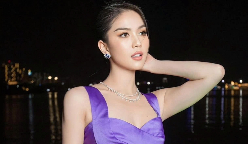 Ngọc Trinh: “Em không nghĩ gì hết, em chỉ nghĩ rằng ai cũng phải kiếm tiền”