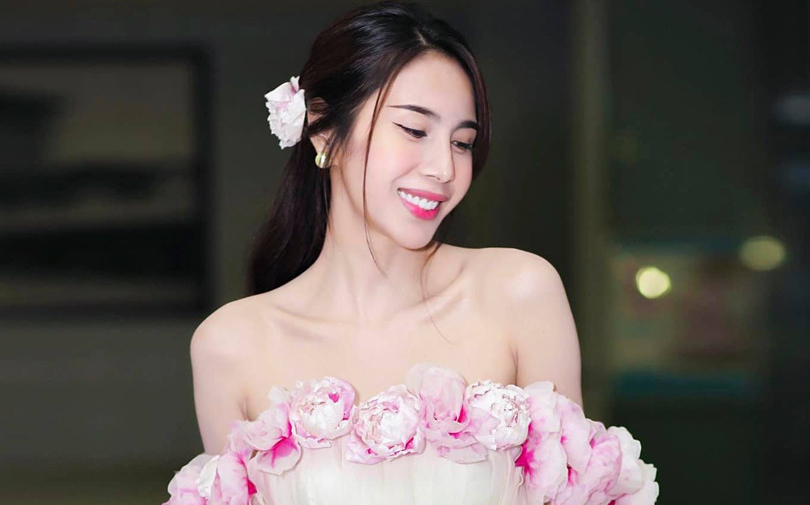Thủy Tiên xúc động chia sẻ rất biết ơn khán giả: 'Nhà mình ở, xe mình đi đều là nhờ vào công chúng'
