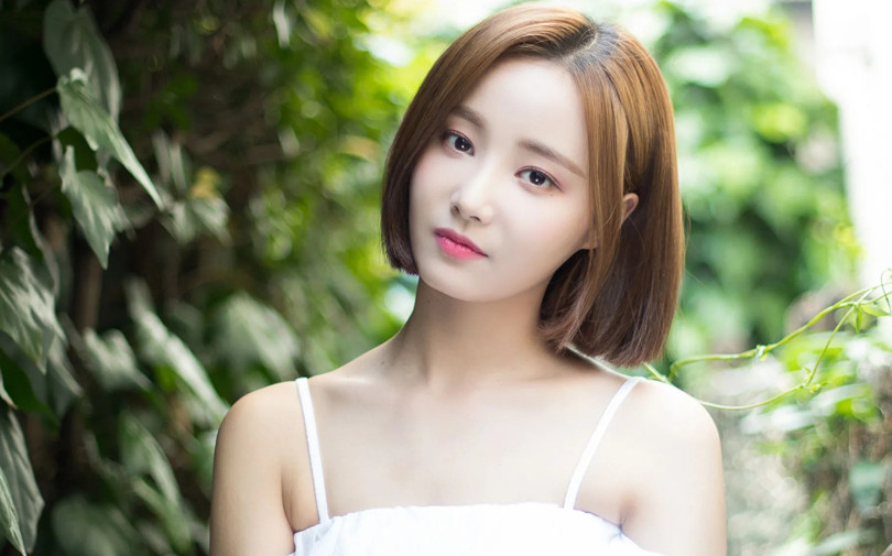 Yeonwoo - bạn gái tin đồn của Lee Min Hoo: Visual 'đỉnh của chóp', từng bị bắt nạt ép phải rời MOMOLAND