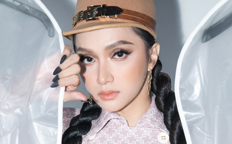 Hương Giang tiếp tục bị tẩy chay khi trở lại làm người mẫu catwalk, lời xin lỗi không xoa dịu được antifan?