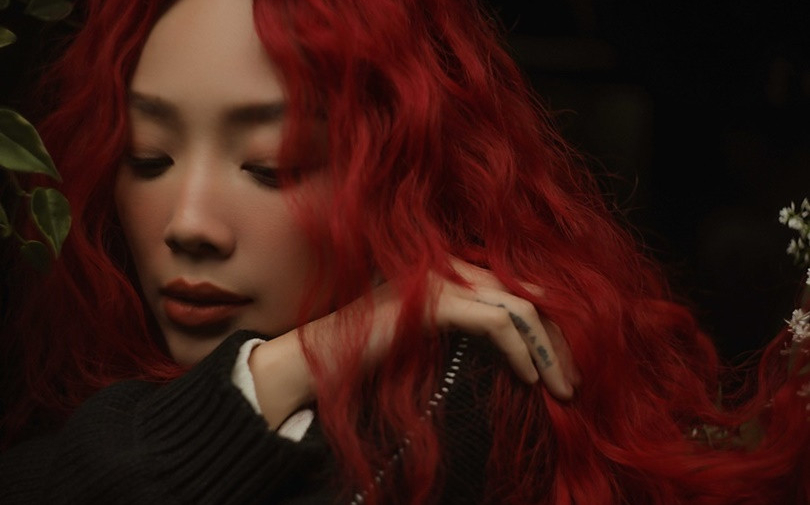 Tóc Tiên ra mắt MV Từ những thói quen, “bỏ bùa” người xem bởi nhan sắc “mãi mãi tuổi 16”