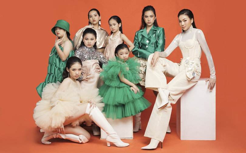 Thanh Hằng, Võ Hoàng Yến, Lương Thuỳ Linh, Đỗ Thị Hà, Phương Khánh,… cùng dàn mẫu nhí quy tụ tại show diễn Pink Ocean