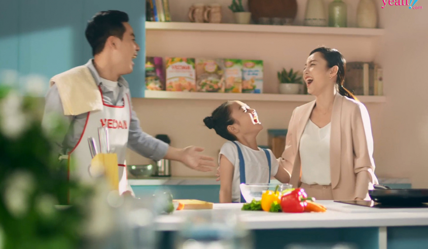 Chiếm trọn spotlight mạng xã hội những ngày qua, “vũ điệu phá đảo gian bếp” có gì hot?