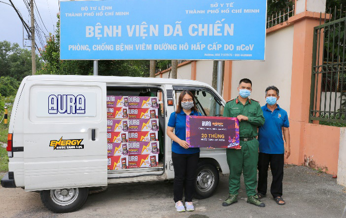 Hơn 11.000 Lon Nước tăng lực Aura đã được gửi tặng y bác sĩ tuyến đầu chống dịch, tiếp thêm năng lượng tỉnh táo