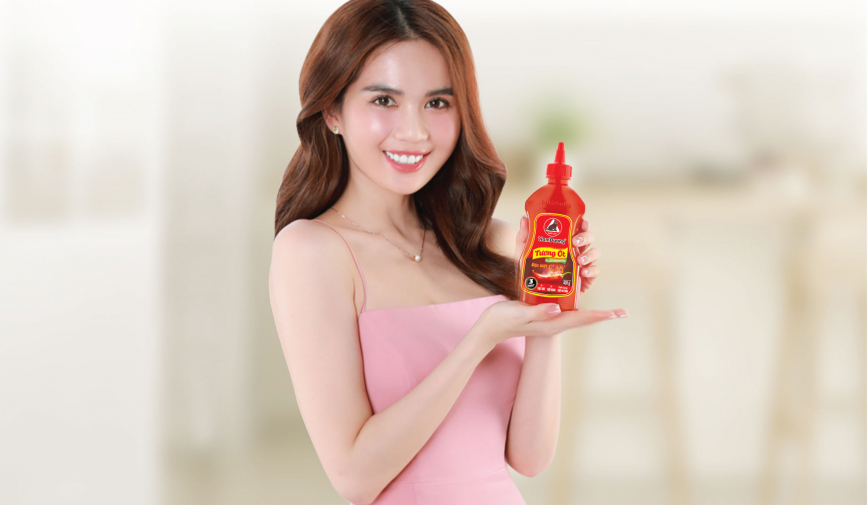 Không giấu giếm: Ngọc Trinh công khai người yêu “3 thật”