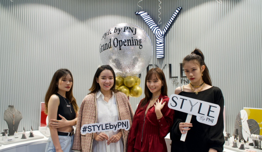 HOT: GenZ nô nức trải nghiệm Style By PNJ tại PNJ NEXT 189 Bà Triệu, Hà Nội