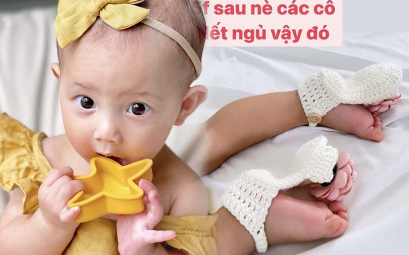 Hồ Ngọc Hà khoe 'nết' ngủ của con gái út, để lộ đôi chân dài giống mẹ