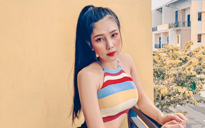 Hot Girl 10X Phan Thị Tố Trinh gây sốt bởi vẻ ngoài nóng bỏng, cá tính