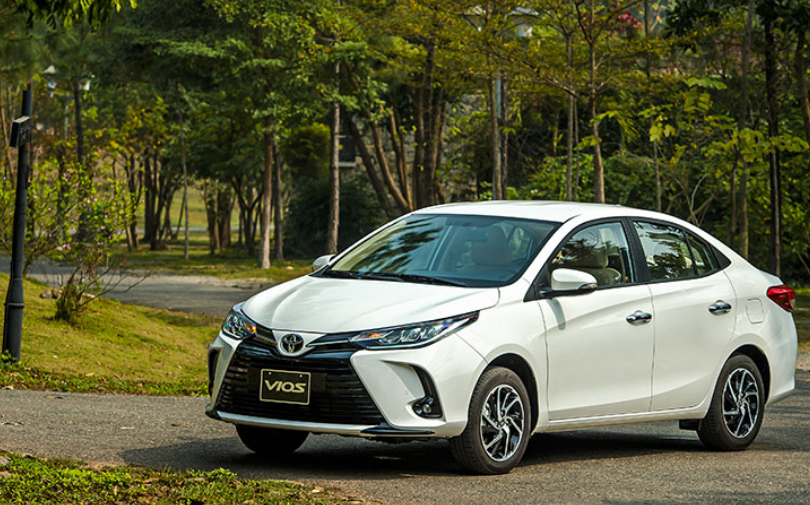 Toyota Vios hỗ trợ phí trước bạ đến 30 triệu đồng