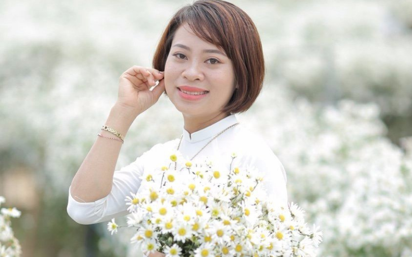 Sản xuất dược liệu sạch từ thiên nhiên tại phòng chẩn trị YHCT của lương y Nguyễn Thái.