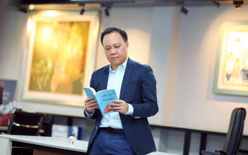 CEO của Tập đoàn Phúc Sinh truyền cảm hứng qua cuốn “Vượt lên, những con đường kinh doanh”