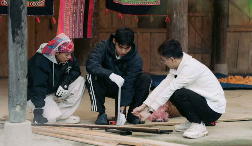 'Idol' mèo Lướng được dàn cast 'Gia Đình Haha' xây nhà mới