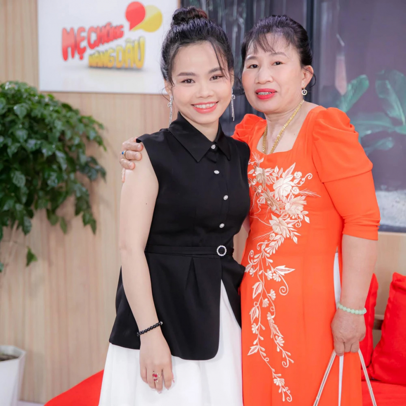 Thu Hương và mẹ chồng