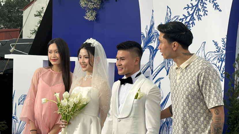 HLV Park Hang Seo và dàn khách mời nổi tiếng dự đám cưới Quang Hải - ảnh 4