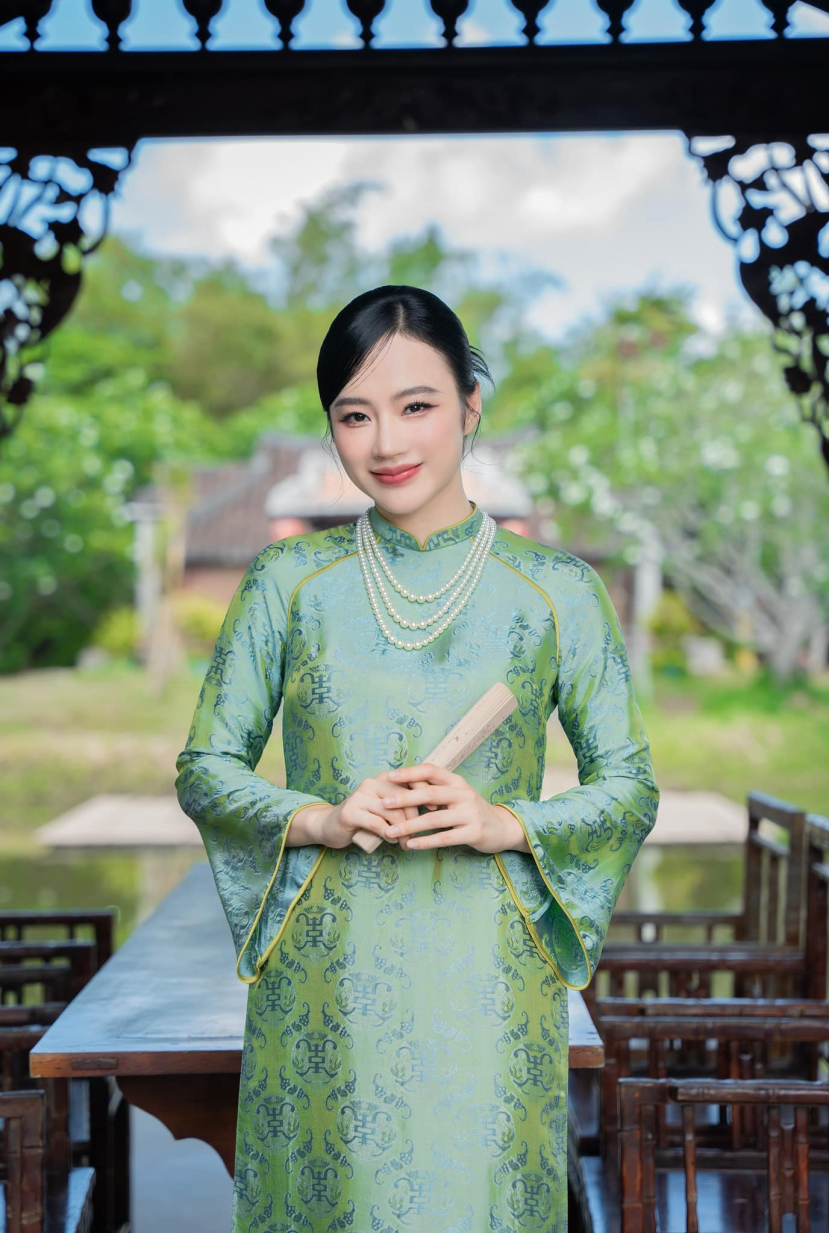 Angela Phương Trinh bị yêu cầu 'phong sát'? - ảnh 1