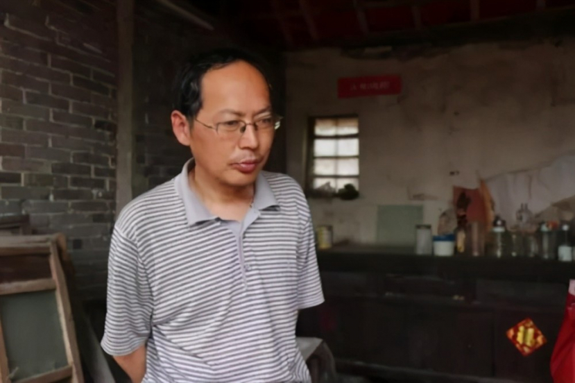 Lưu Hán Thanh - Thủ khoa hưởng tiền trợ cấp suốt 43 năm