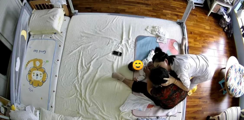 Vì gia đình chồng có thái độ hất hủi nên T. đã đưa con về sống ở nhà mẹ đẻ
