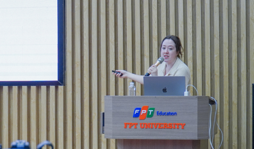 SV FPT “Học tăng cường cho mô hình ngôn ngữ lớn” cùng chuyên gia AI Google - ảnh 1